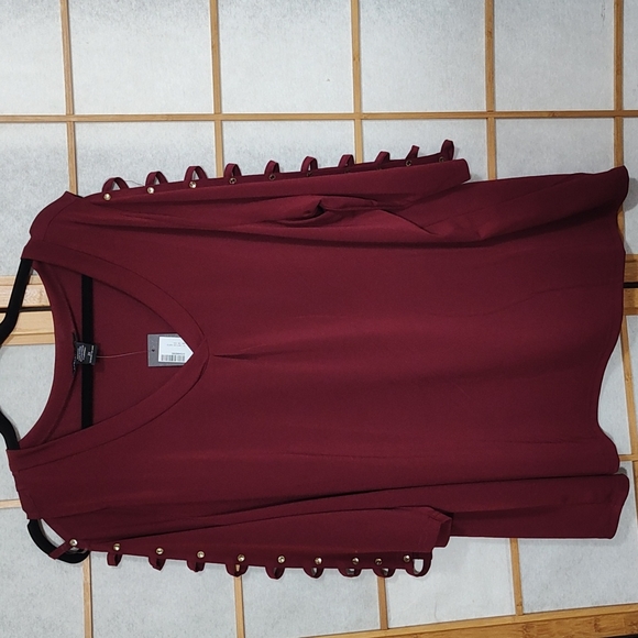 NWT  top open sleeve - Picture 1 of 3